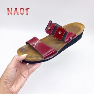 Naot- Dark Red double band Cork Foam Wedge 40 9/9.5